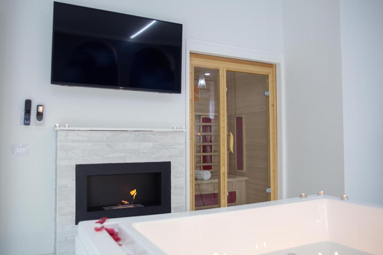 Love Suite Roma - Il Nido D'Amore Zewnętrze zdjęcie